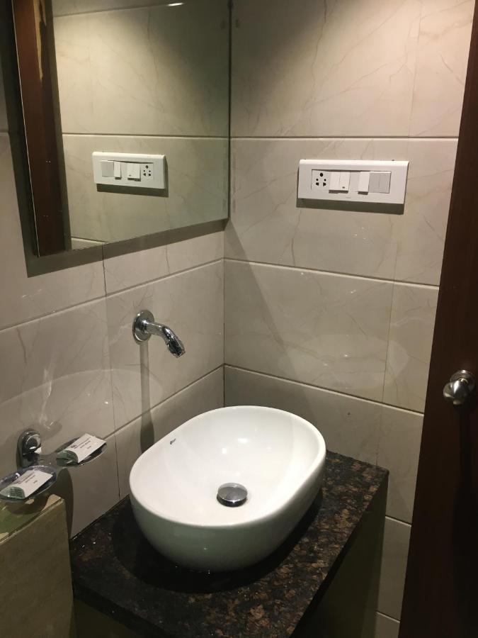 Вилла Pravasi Residency Тхане Экстерьер фото