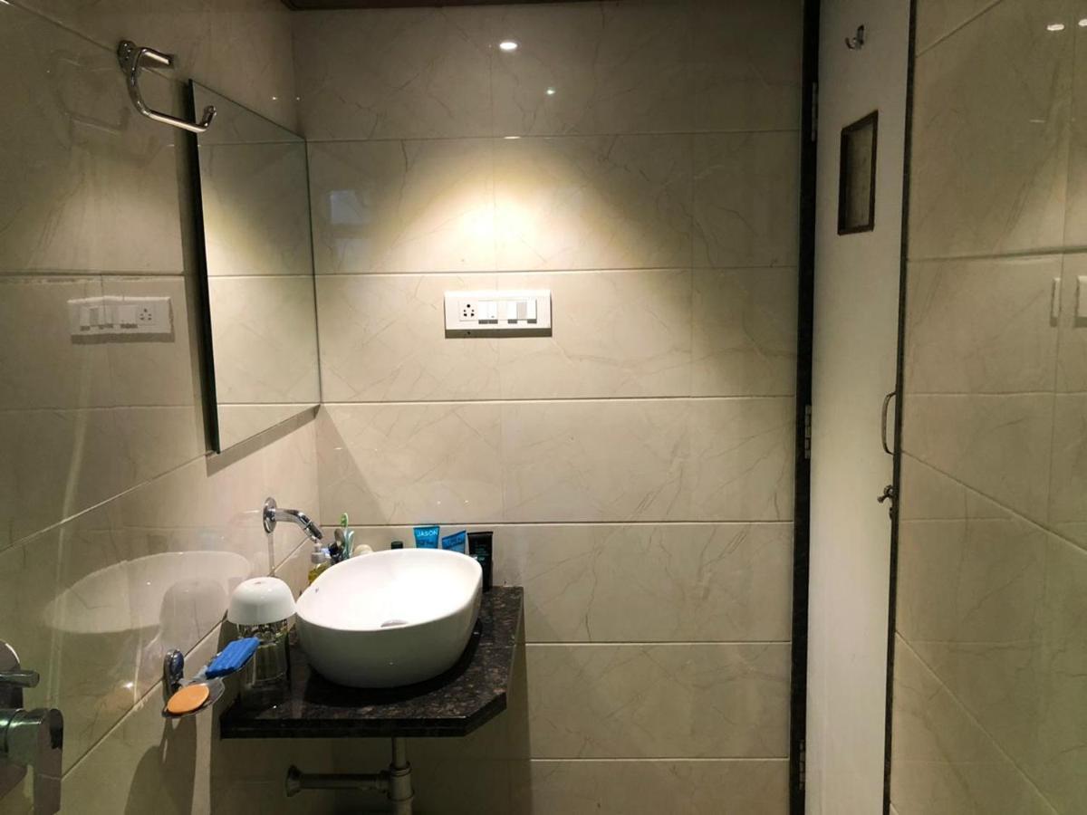 Вилла Pravasi Residency Тхане Экстерьер фото